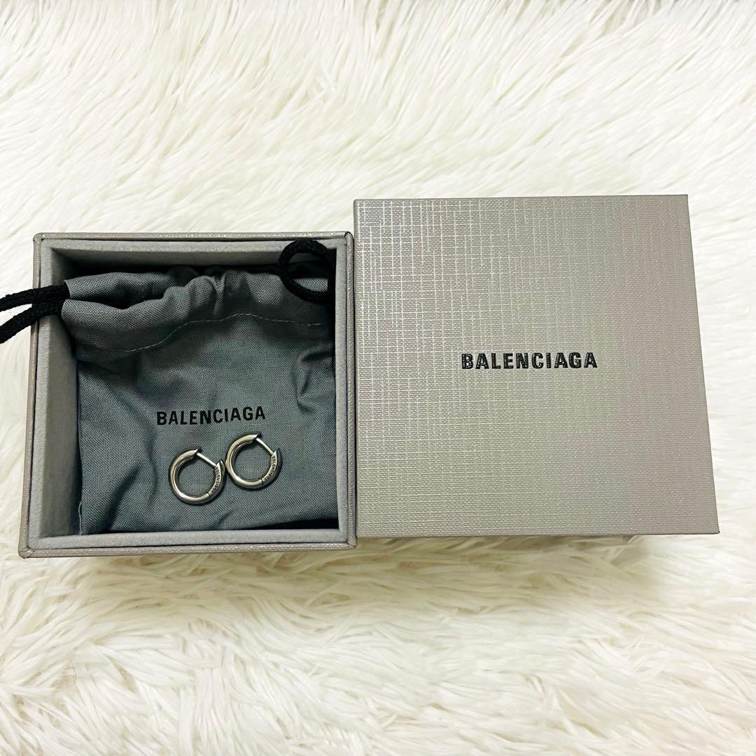 未使用級✨付属完備✨BALENCIAGA ピアス フープ シルバー ロゴ 現行