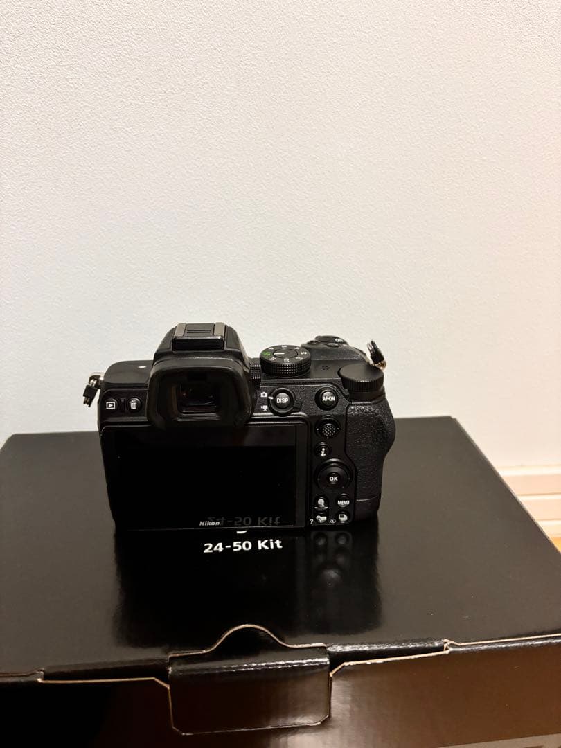NIKON Z 5 ミラーレスカメラ 24-50 Kit + 40 mm f/2