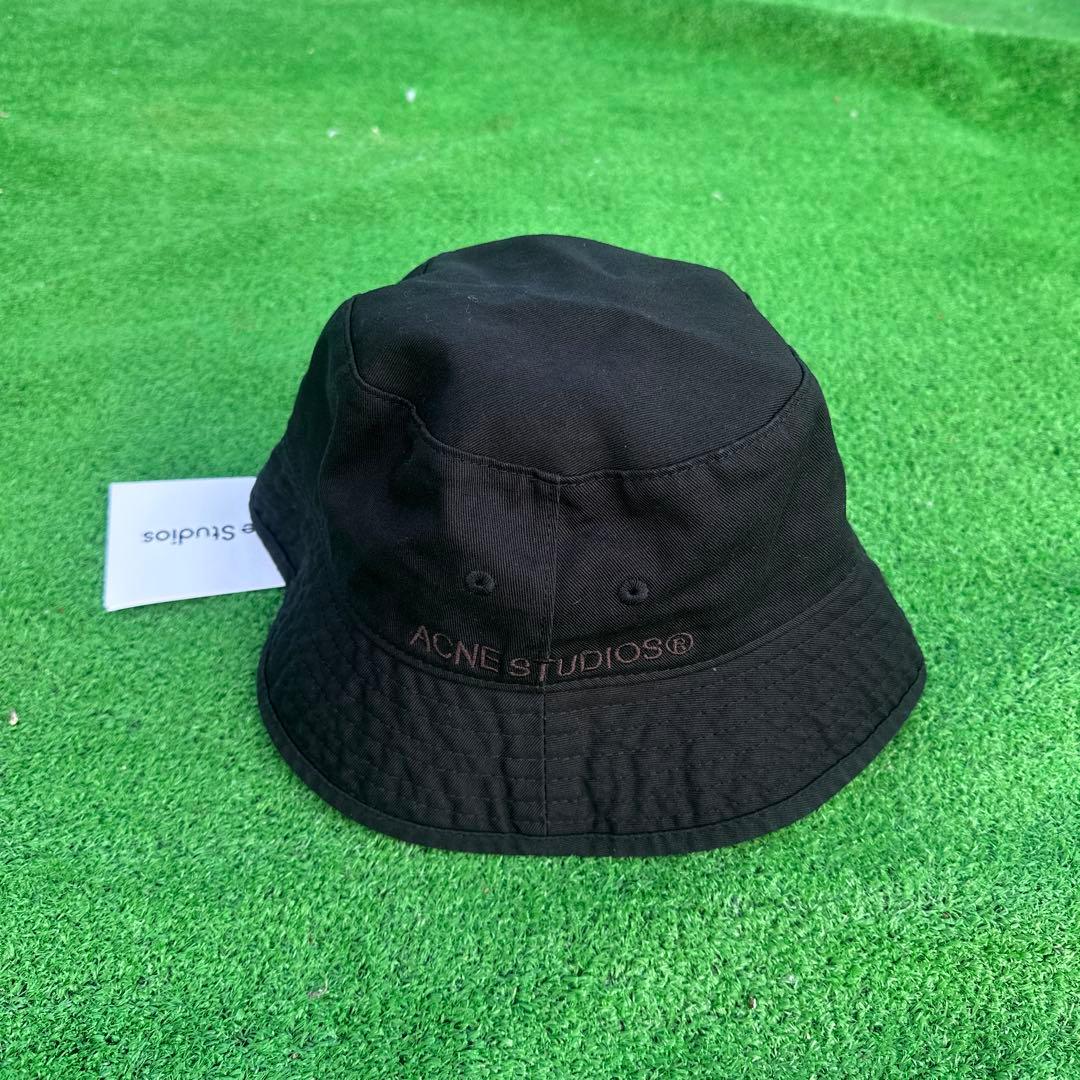 Acne Studios ブラック バケットハット