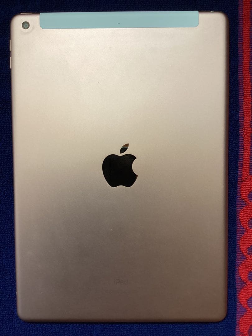 iPad 第7世代 32GB Cellular 90% 付属品 美品