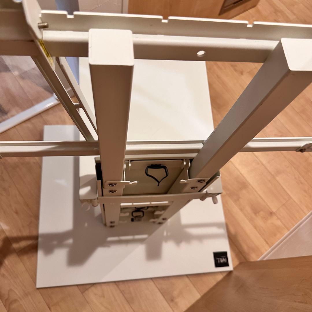 テレビスタンド　イコールズ　WALL V5 ホワイト　ロータイプ　キャスター付き