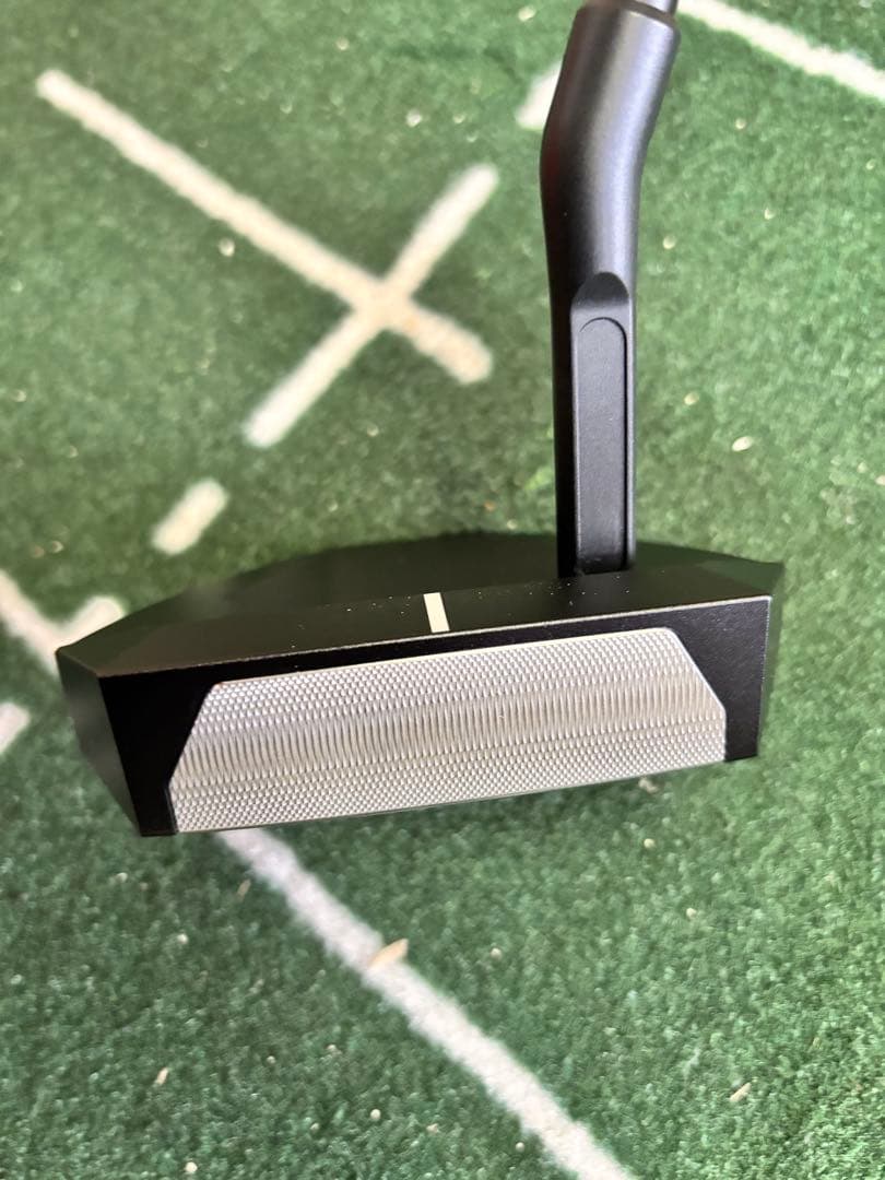 最終です。L.A.B. GOLF OZ 1.1 HS パター３５インチ