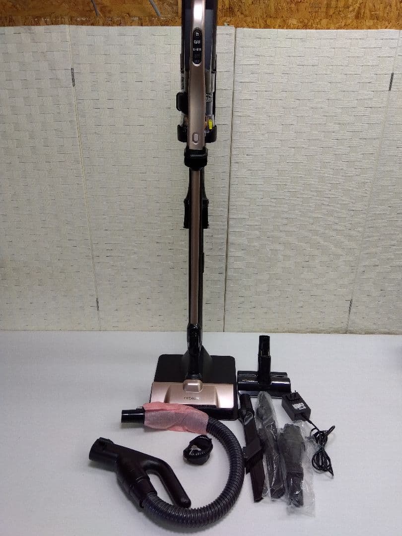 HITACHI 日立 充電式掃除機　PV-BHL4000J 24年製