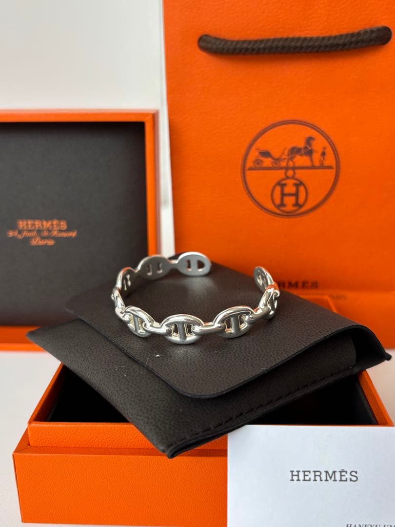 エルメス シェーヌダンクル アンシェネ バングル