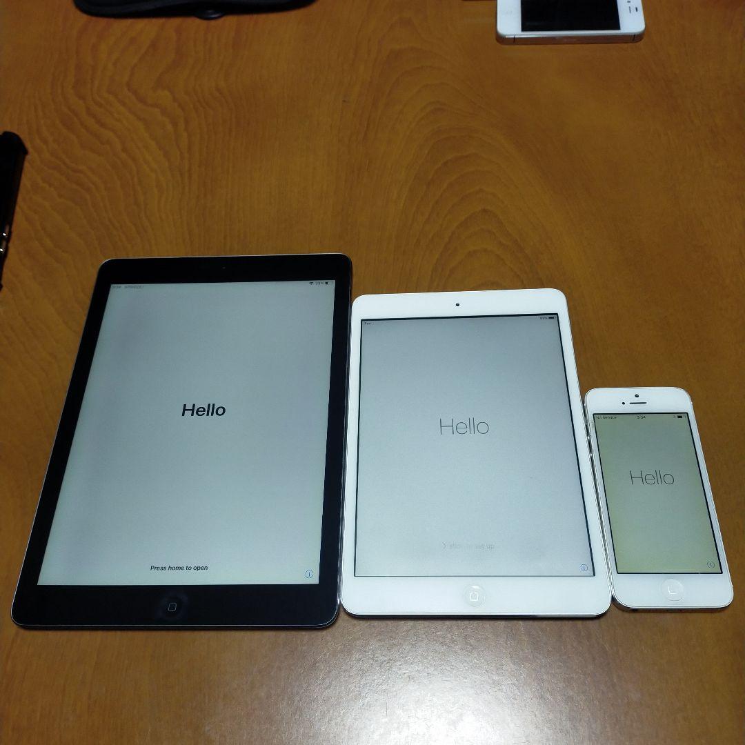 Apple iPad (第5世代) 32GB Wi-Fi ブラック他　セット