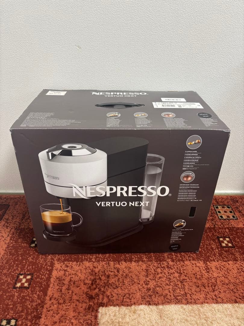 Nespresso Vertuo Next エスプレッソマシン