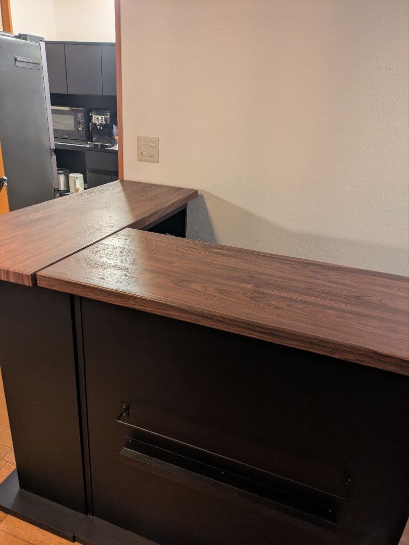 【片方ずつ販売】L字型カウンターテーブル 黒と木目調