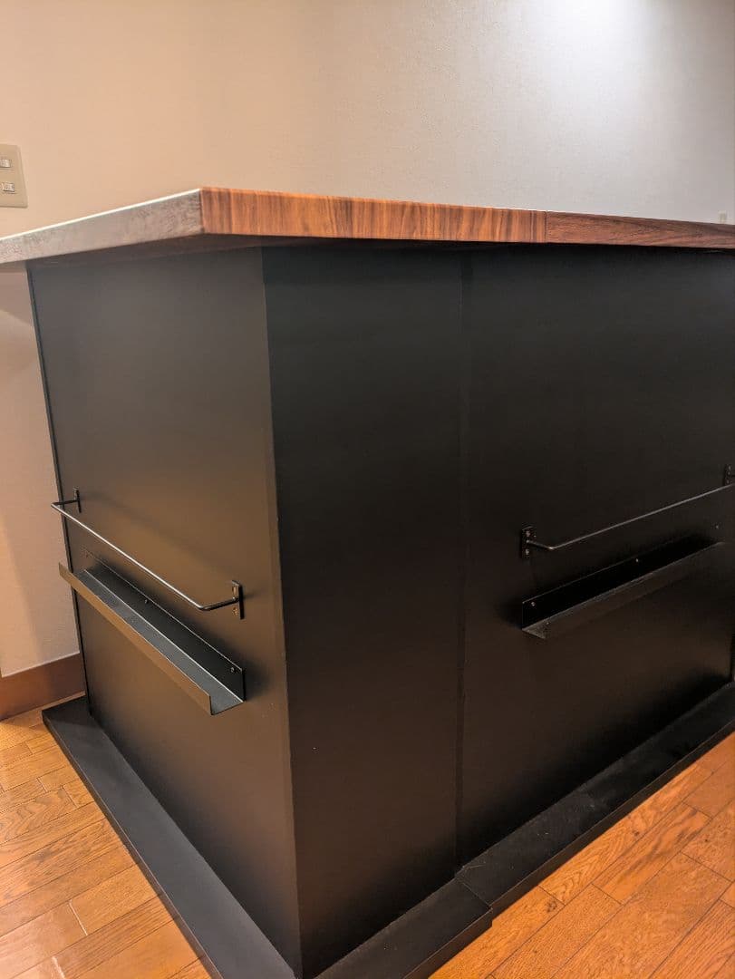 【片方ずつ販売】L字型カウンターテーブル 黒と木目調