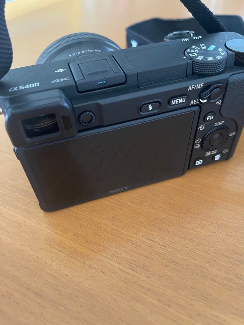 SONY α6400 一眼レフカメラ 即出荷可能！