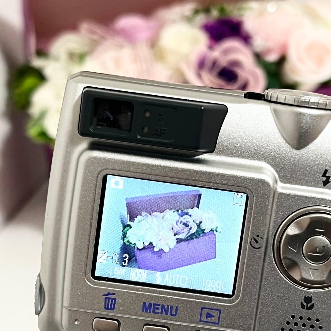 デジタルカメラ Nikon coolpix 5200