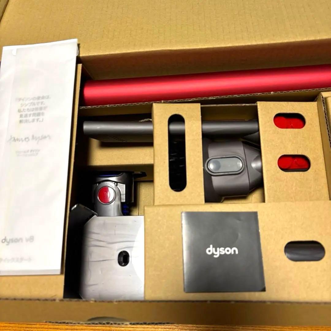 Dyson ダイソン V8UN3481 新品未使用 コードレスクリーナー 掃除機