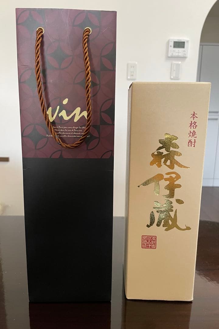 【正規購入 新品未開封】森伊蔵芋焼酎 金ラベル　720ml