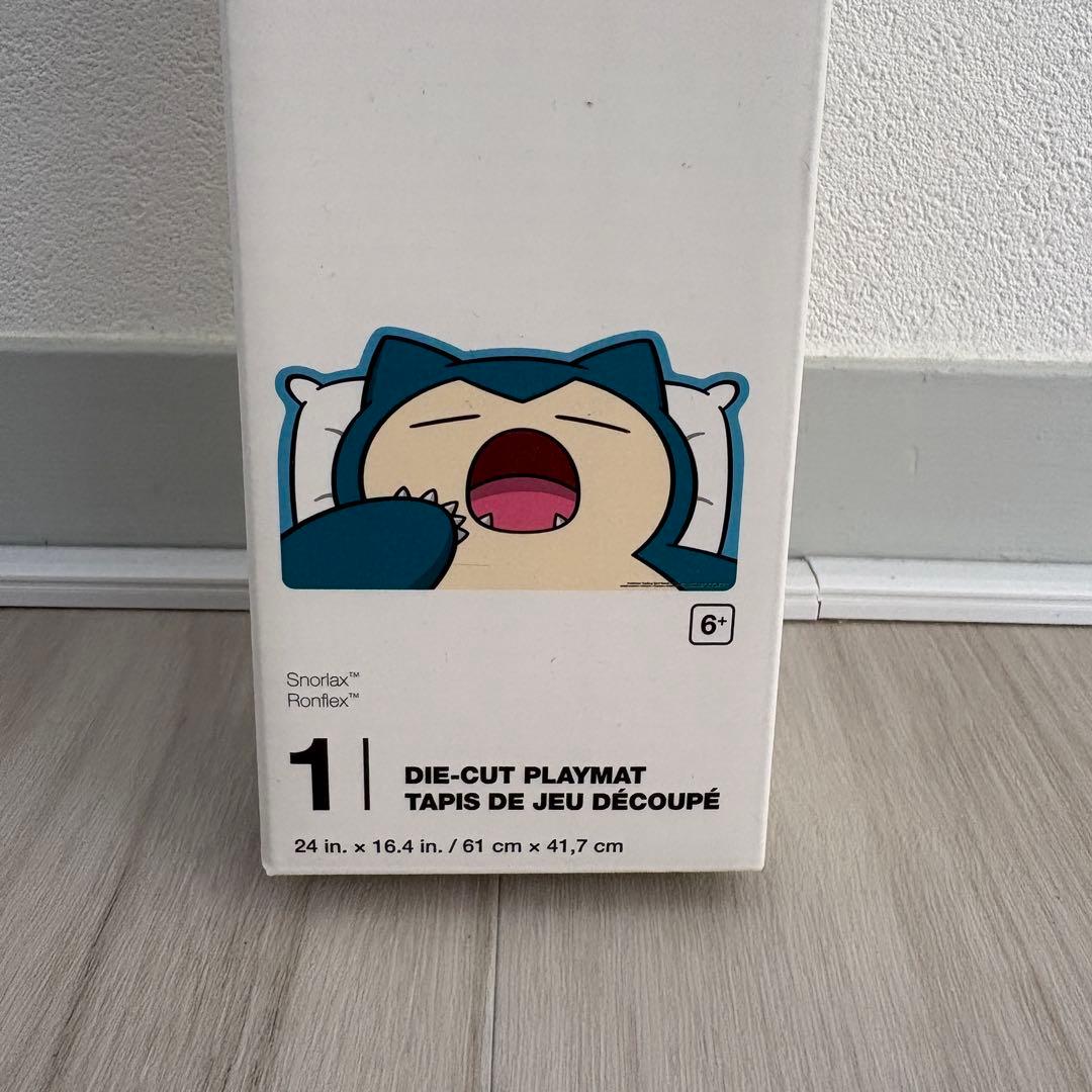 海外ポケモンセンター限定　カビゴン　プレイマット