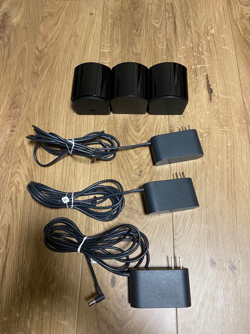 美品 HTC ベースステーション 2.0 3個 STEAMVR VALVE