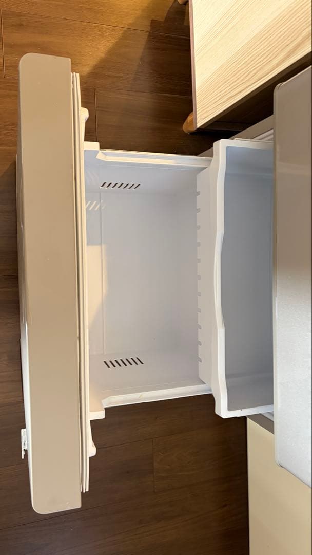 HITACHI 冷蔵庫　R-27GV