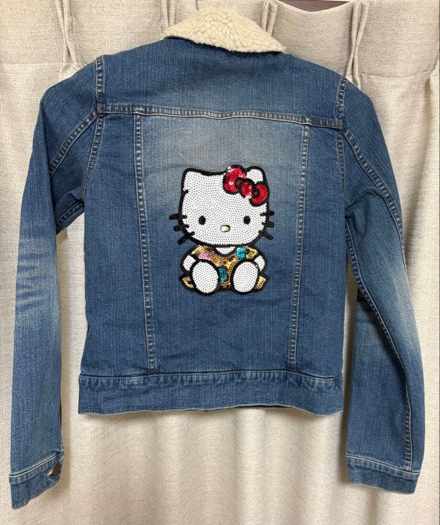 Nina mew × Hello Kitty デニムジャケット ボア付