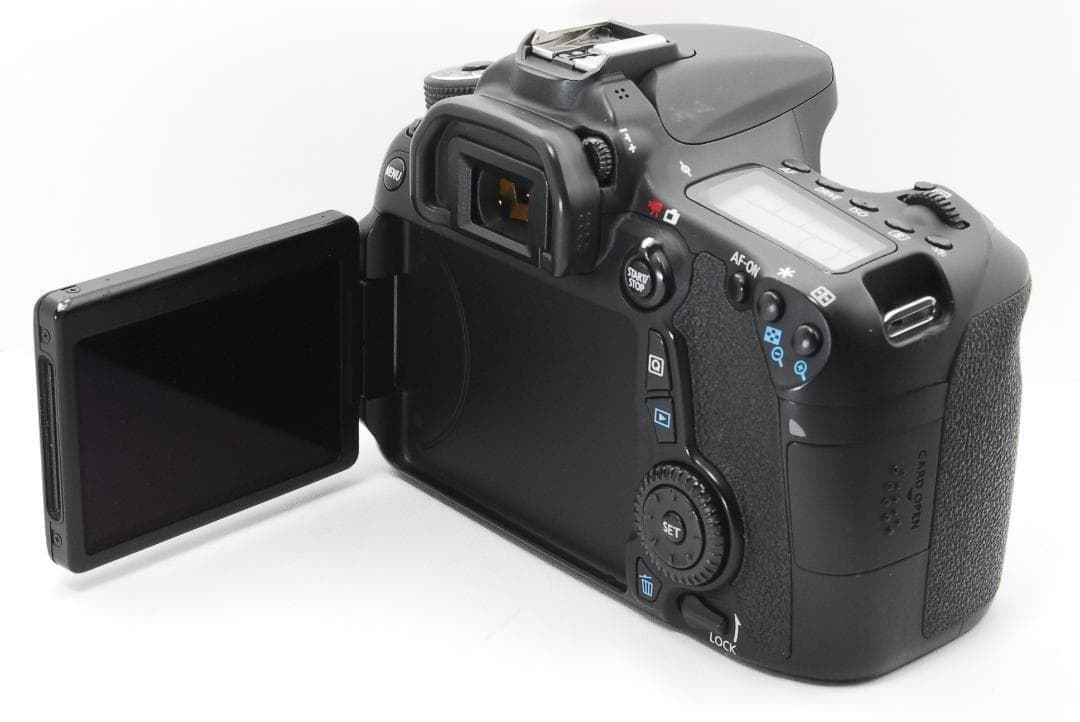 Canon EOS 70D ダブルレンズセットで遠くの撮影も！Wi-Fi機能搭載