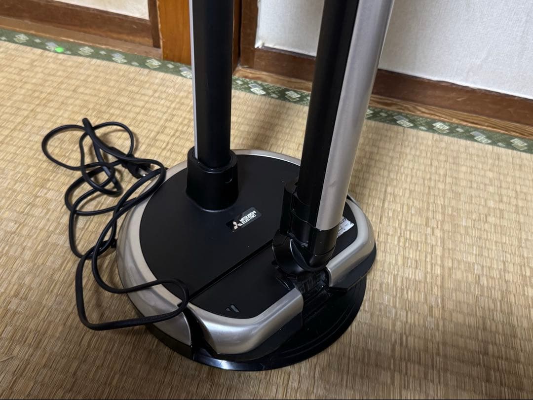 最終値下HC-JD2X-S 三菱コードレスクリーナーZUBAQ