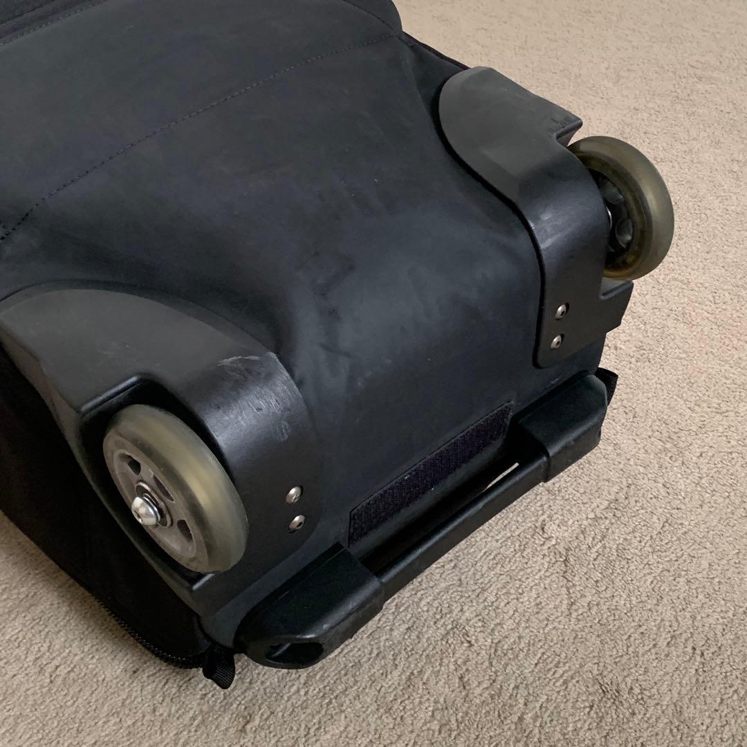 think tank エッセンシャルズ コンバーチブル ローリング バックパック