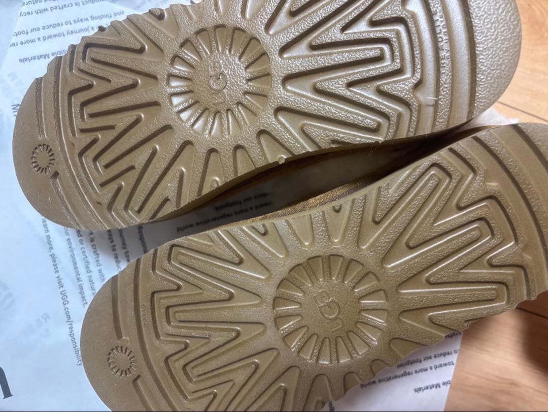 UGG ムートン23cm厚底 超ふわふわスリポン(24時間以内に発送します)