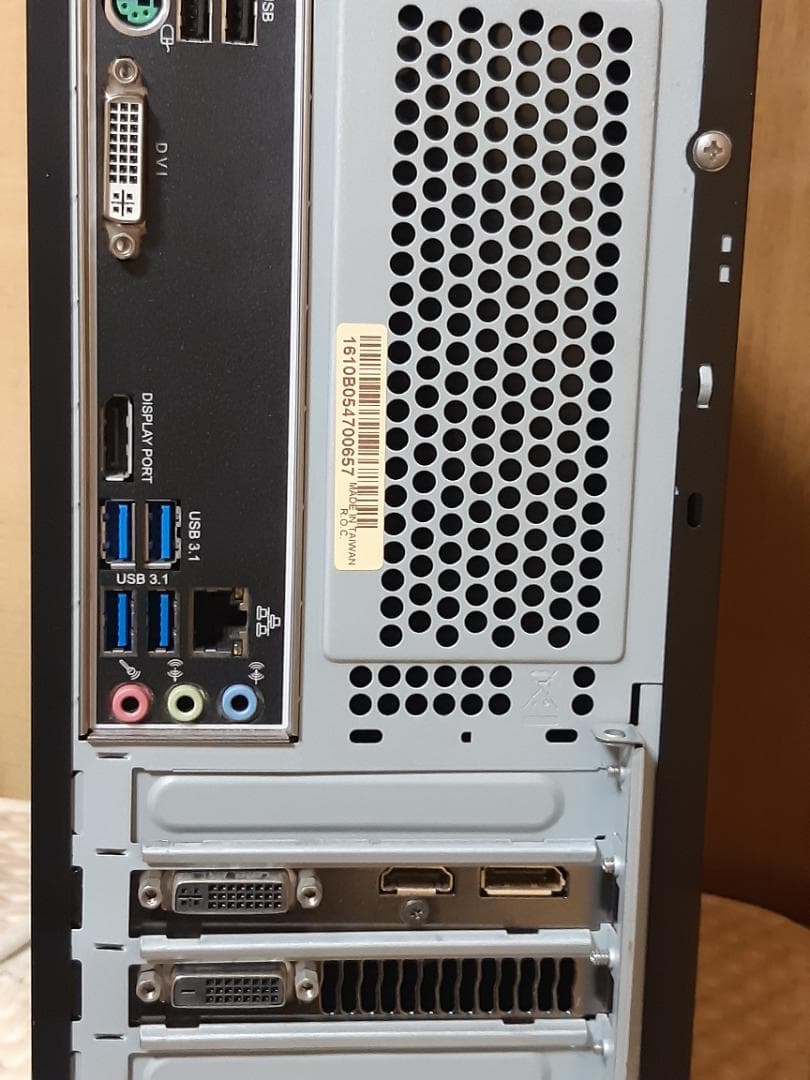 自作PC　i3 8100・8GB・SSD128GB・GTX950・Win11