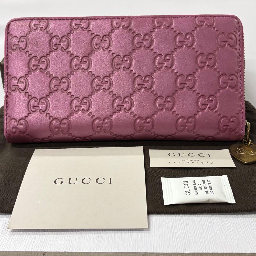 新品同様‼️ グッチ　財布　長財布　シマレザー　ハート金具　ラウンドファスナー