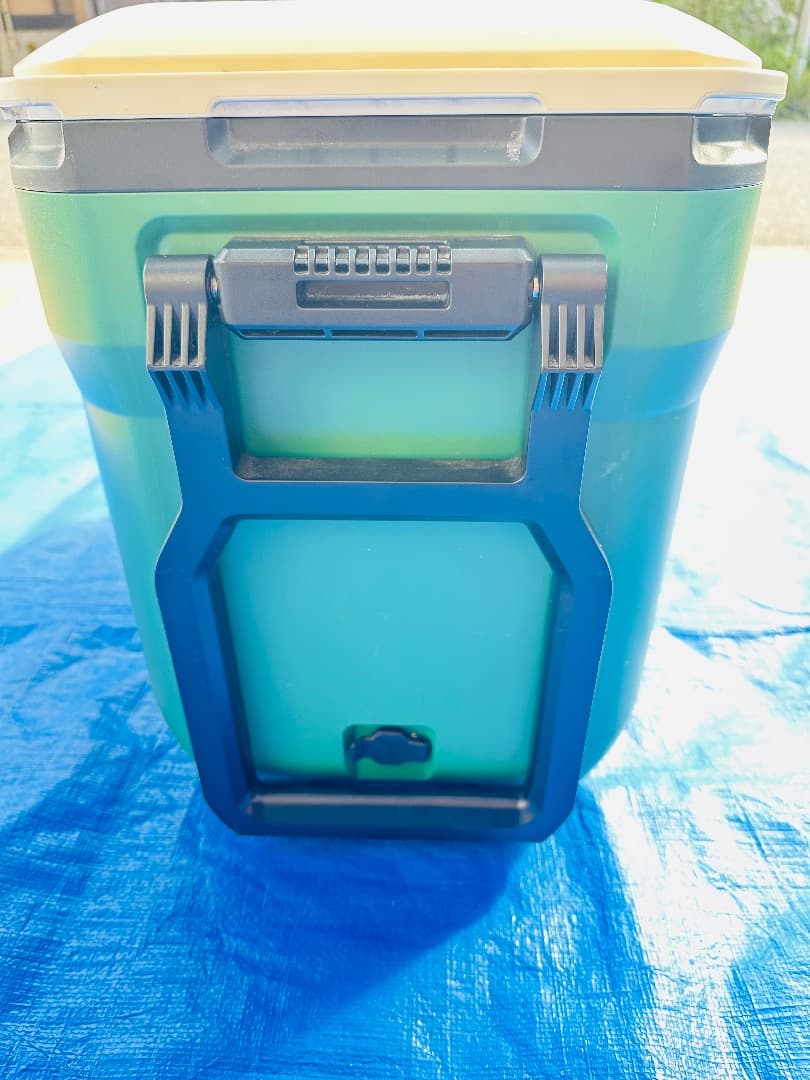 HiKOKI 冷温庫 UL18DB 訳あり