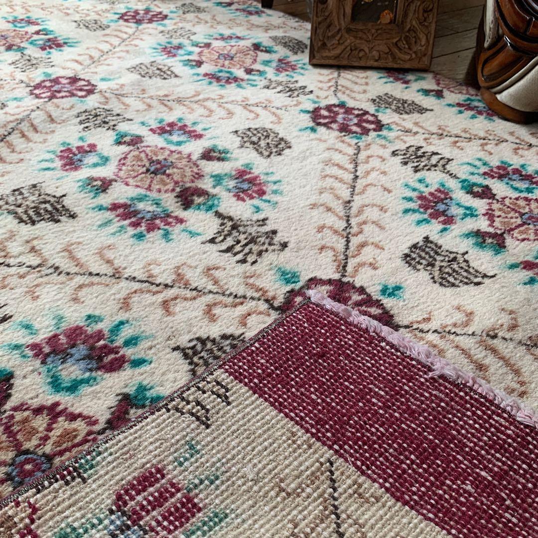 トルコヴィンテージラグ　大判ロング　225×98フラワー　ボルドー　ウール　厚み