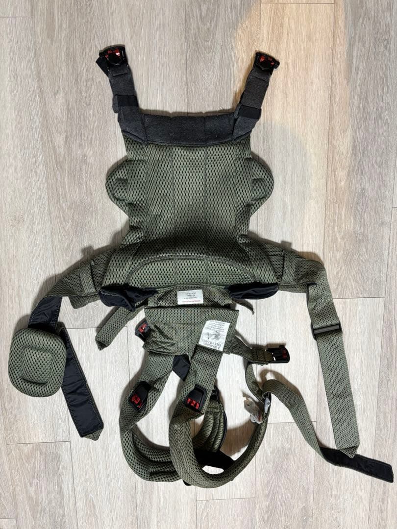 ベビービョルン ベビーキャリア HARMONY カーキ コニーのおまけ付き