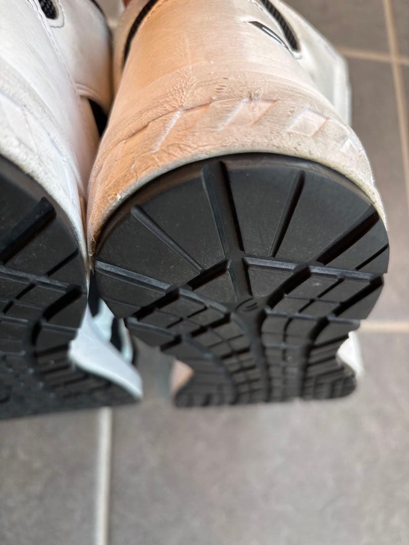 Asics BOAシステム安全靴 ブラック/ホワイト