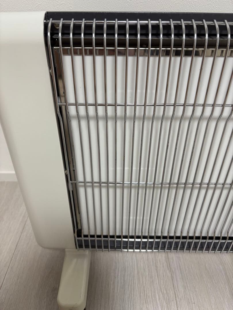 本日限定お値引き‼️サンラメラ600W型 遠赤外線ニューセラミックヒーター