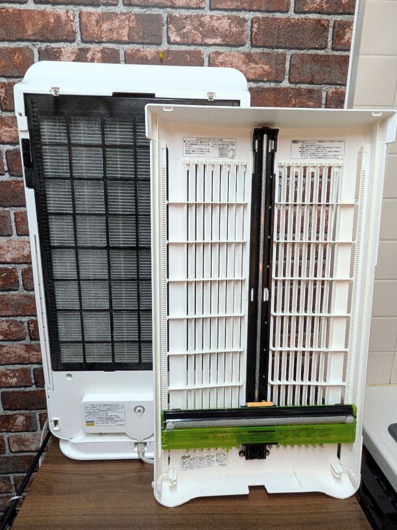 HITACHI 加湿空気清浄機クリエア EP-NVG90-W 2022年製！