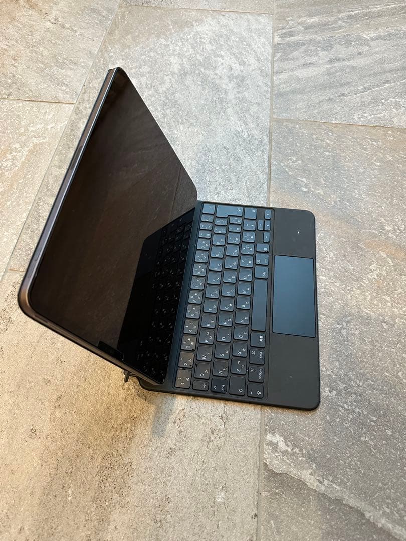 iPad pro11インチ　第2世代　マジックキーボードセット