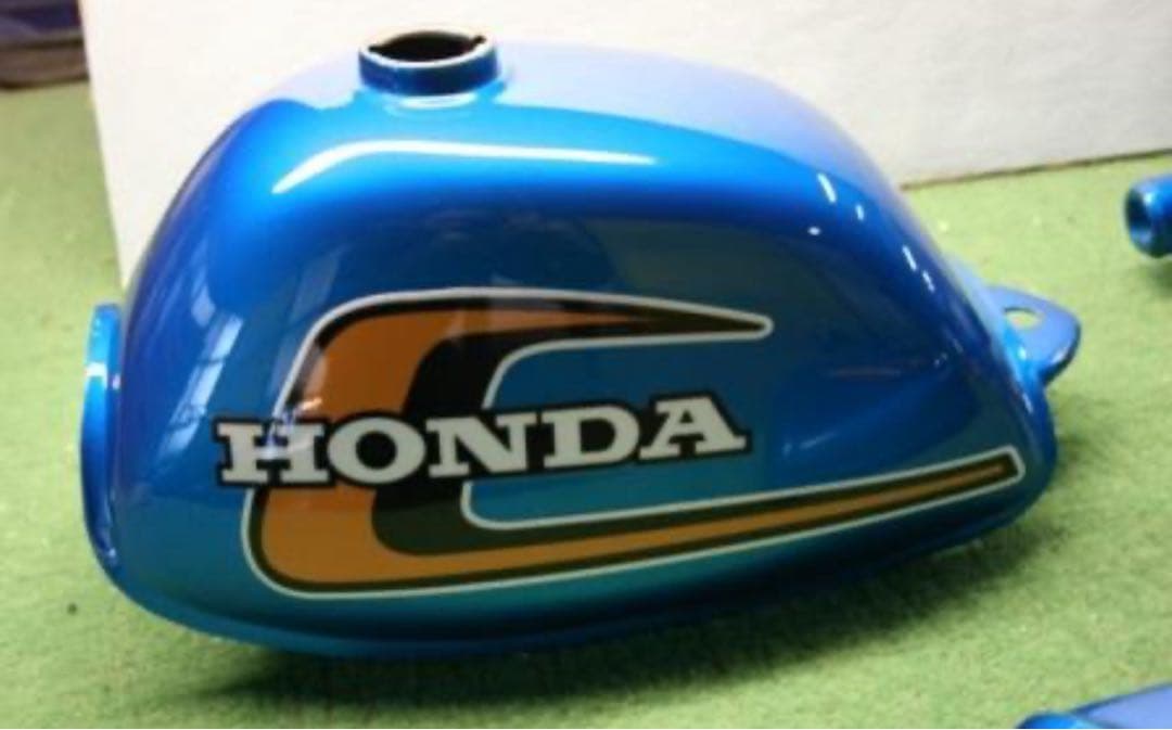 モンキー　タンク塗装　（ブラスト、タンク内部錆＆コーティング）