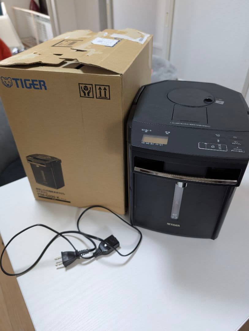 【外箱、取説あり】TIGER　蒸気レスVE電気魔法びんとく子さん