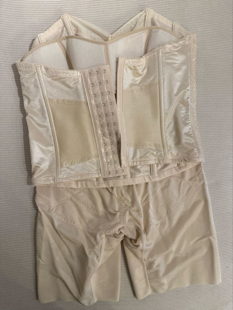 アールイズ　ブライダルインナー　2点セット