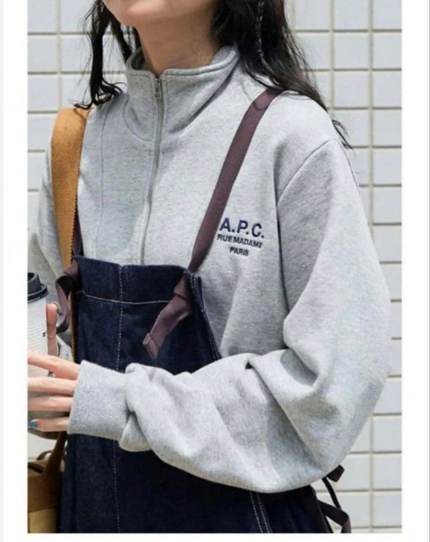A.P.C. グレー ジップアップスウェット U