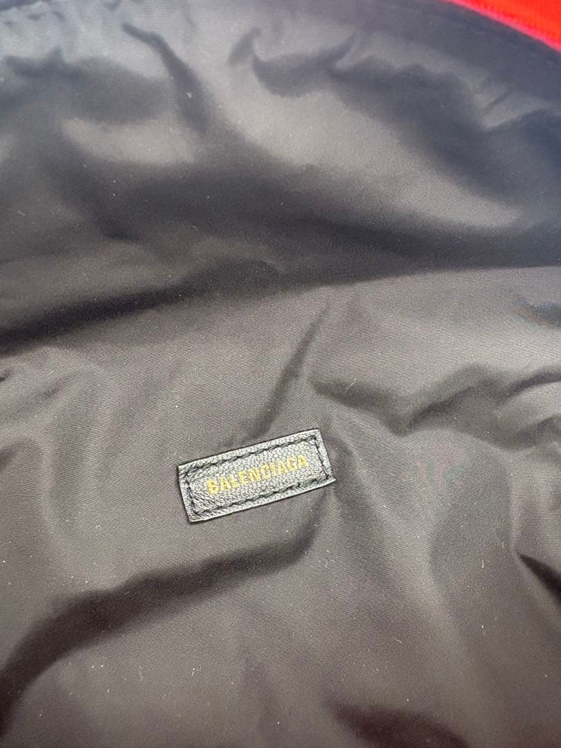 BALENCIAGA ボディバッグ レッド