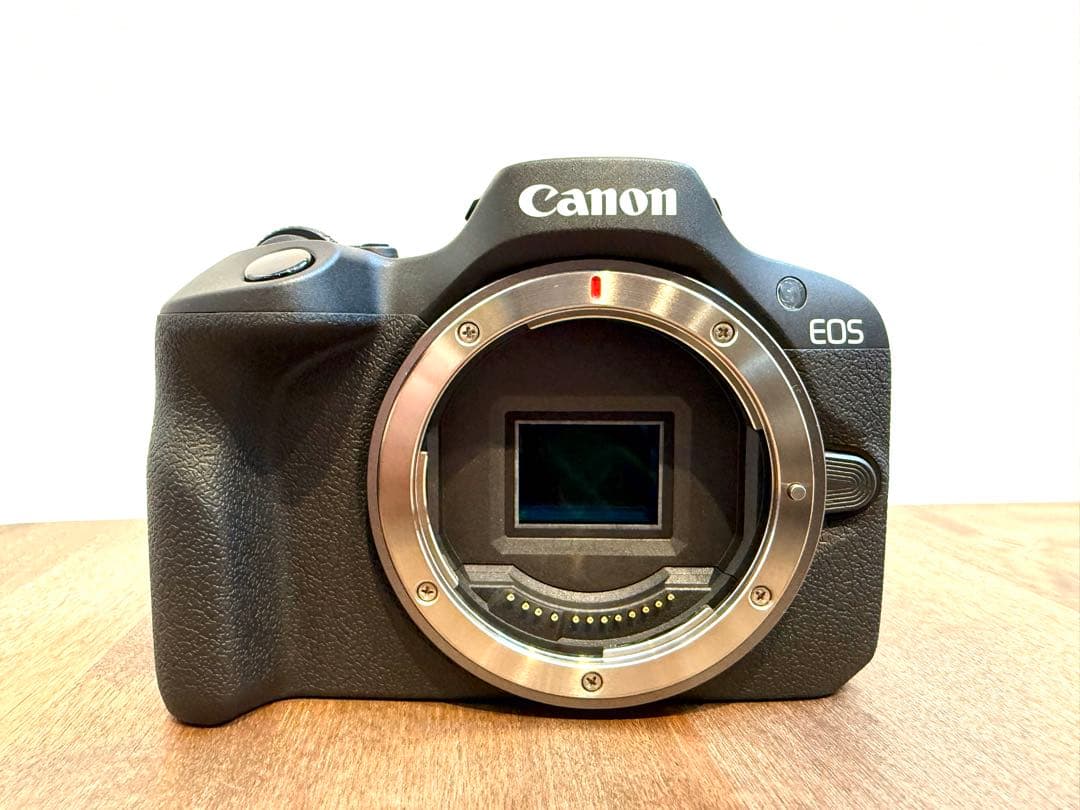 [最終値下げ]Canon EOS R100 本体