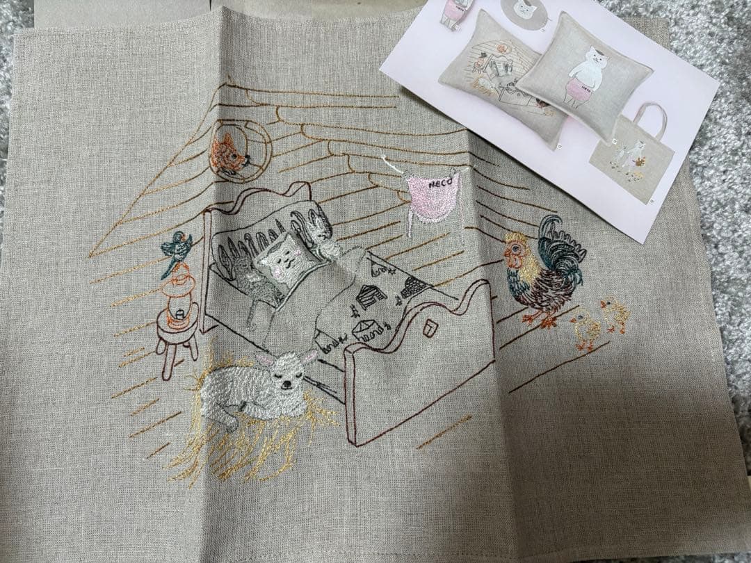 Coral&Tusk 猫村さん クッションカバー