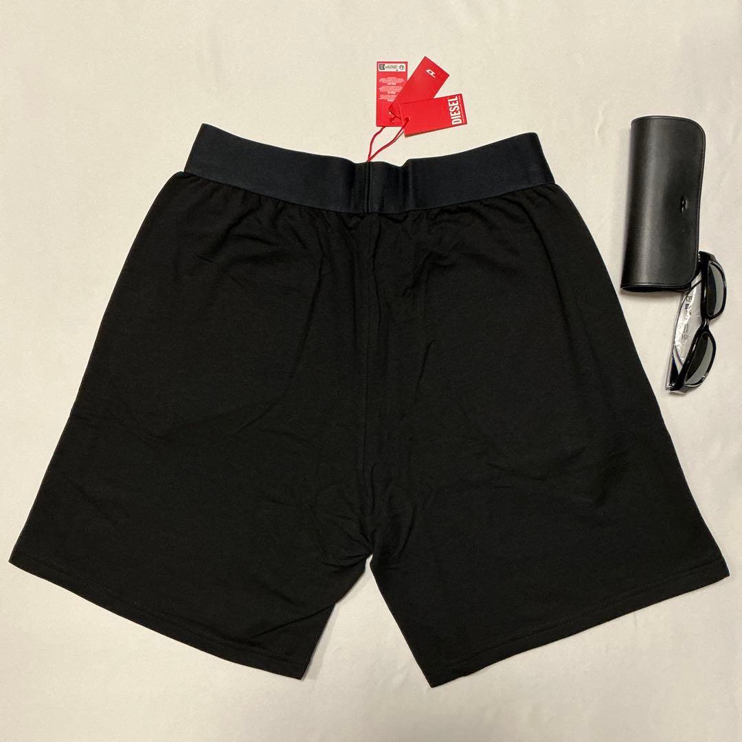 洗練されたデザイン　DIESEL Dylan-D-Pop A17684 M