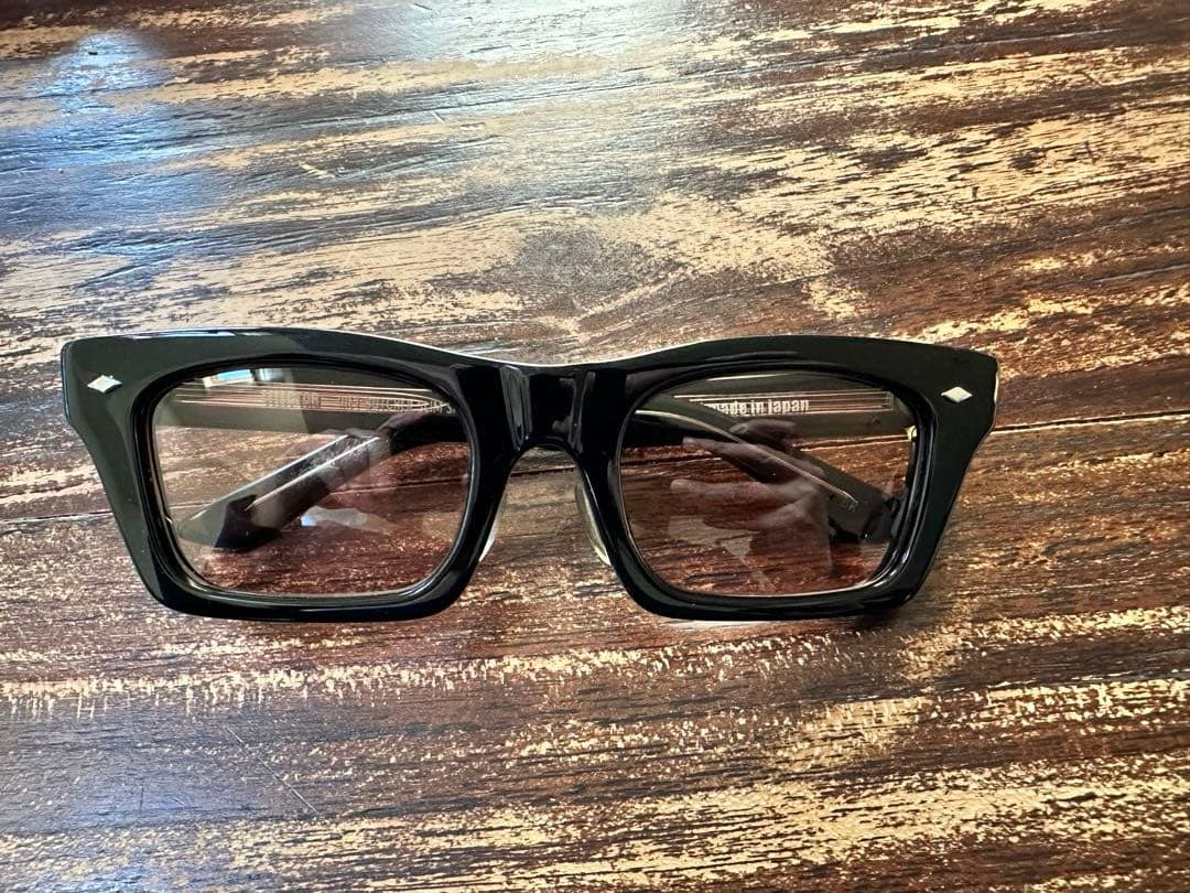 DIRT　DIET BUTCHER SLIM SKIN / EFFECTOR