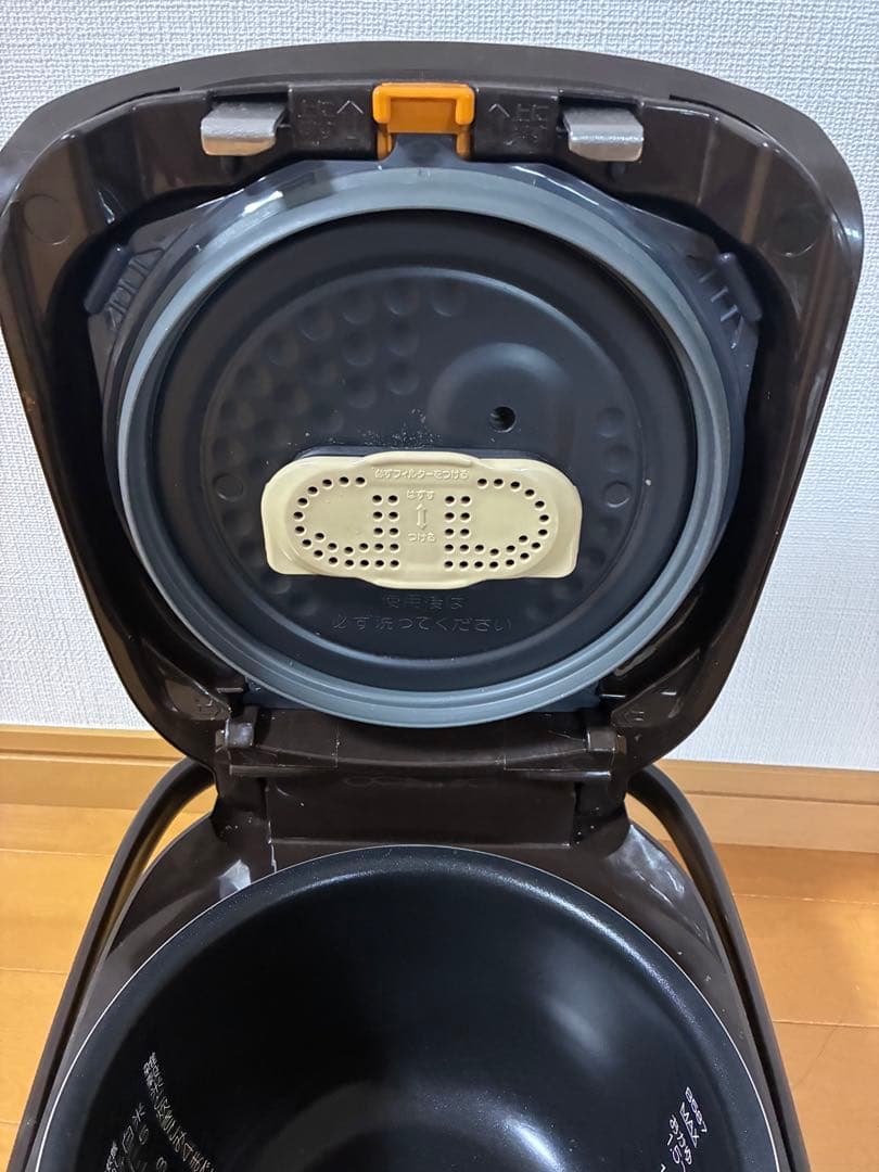 Zojirushi NP-ZU10KS 圧力IH炊飯器 1.0L 2022年製