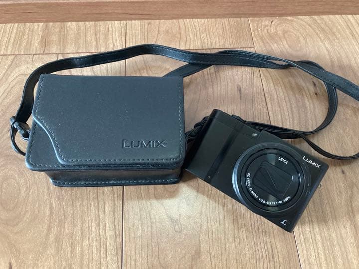 海外モデル　パナソニック　LUMIX デジカメ　黒