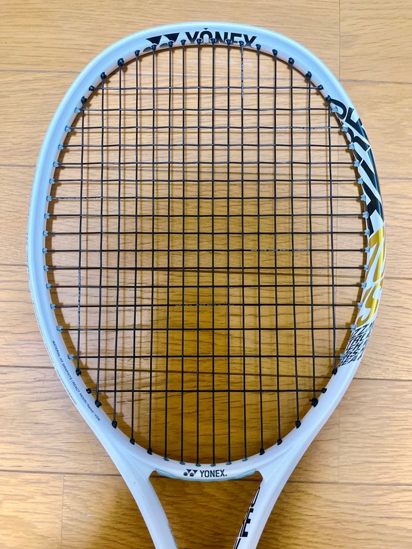 極美品　YONEX GEOBREAK 70VS テニス ラケット 軟式　廃盤