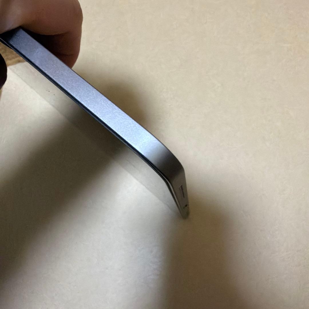 11インチiPad Air M2 Wi-Fi 256GB - スペースグレイ