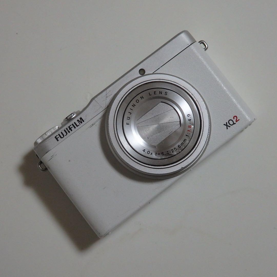 Fujifilm XQ2 ホワイト フジフイルム　ジャンク