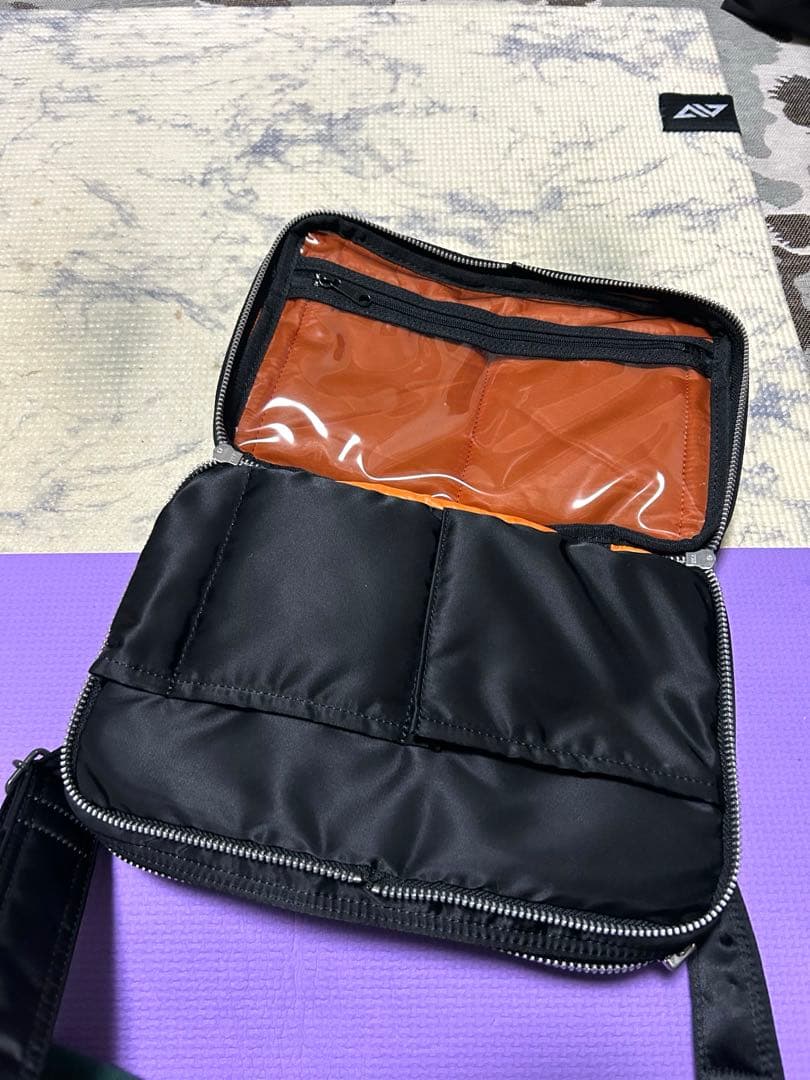 吉田カバン　PORTER ポーター　TANKER タンカー　ショルダーバッグ