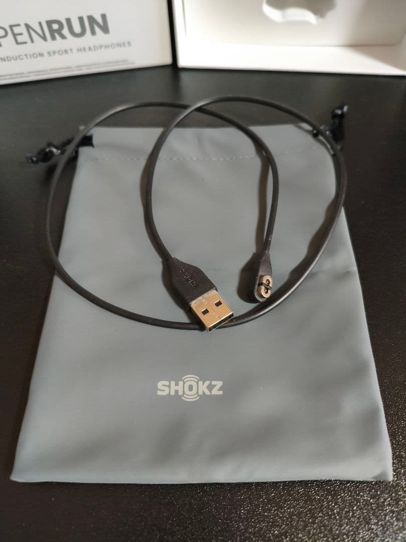 SHOKZ OPENRUN 骨伝導スポーツヘッドフォン グレー