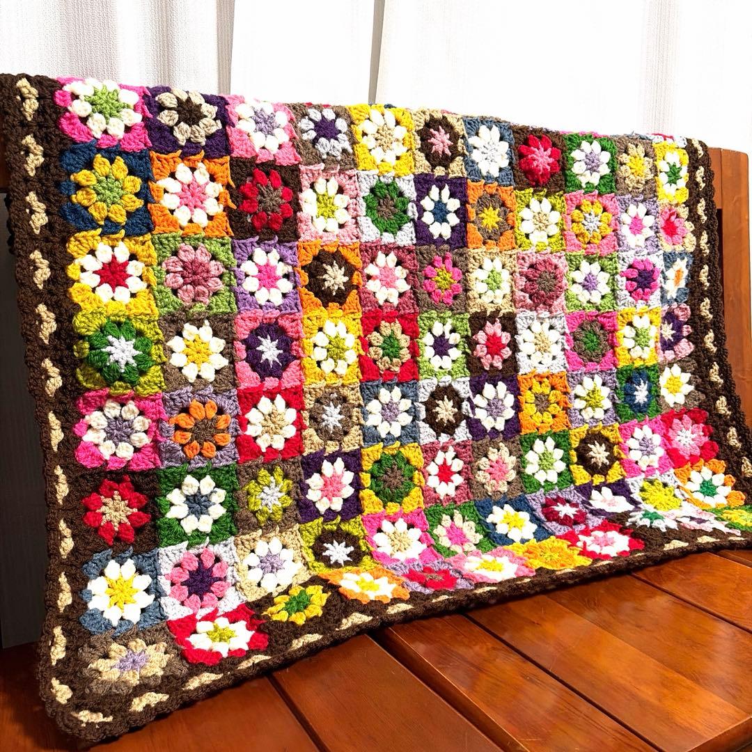 グラニースクエア❤️周りのハートが可愛いカラフルブランケット ブラウン